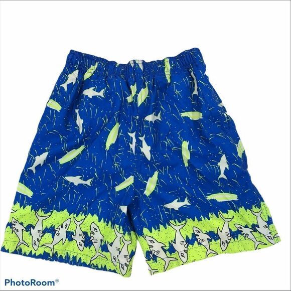 Kidlooks Boys 5/6 Shark Swim Set Tank Top & Trunks - Picture 4 of 12